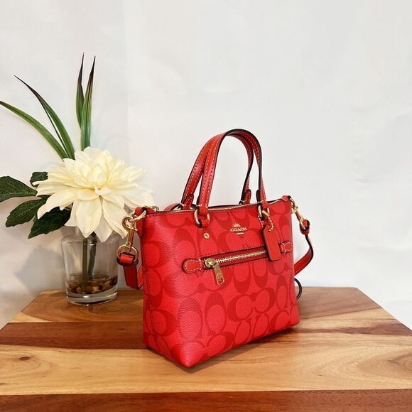 Coach‎ Mini Gallery Crossbody In Signature Canvas - Picture 5 of 9